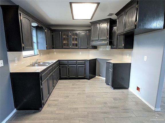 5th image of 6508 S Rivera St
