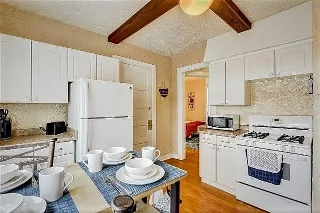 214 S Henry St #2 — Photo 9
