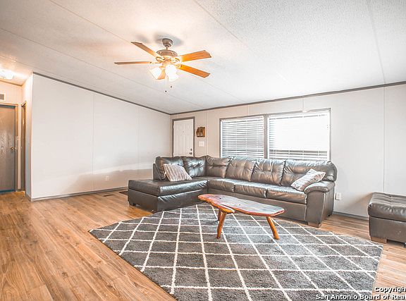5th image of 228 Terrace Hill Ln