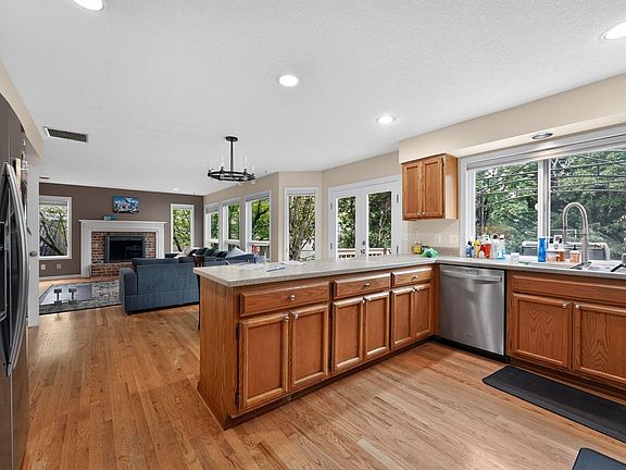 4th image of 19227 SW 55th Ct