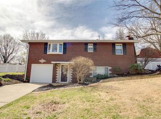 1001 Rhondell Ln, East Alton, IL