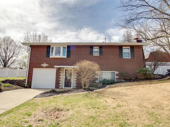 1001 Rhondell Ln, East Alton, IL 62024