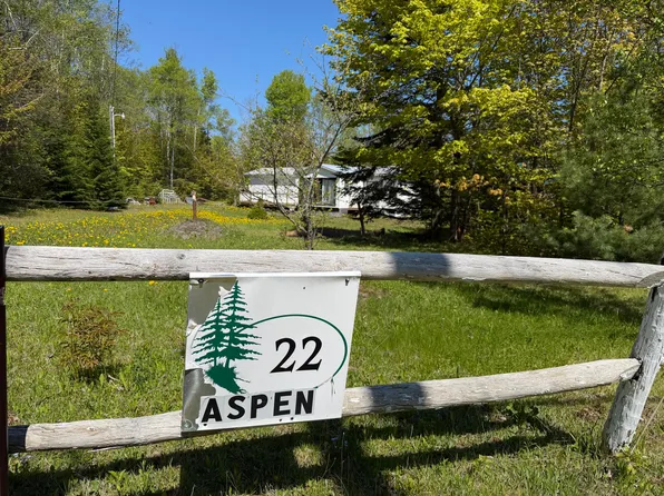22 Aspen Road, Madawaska, ME 04756