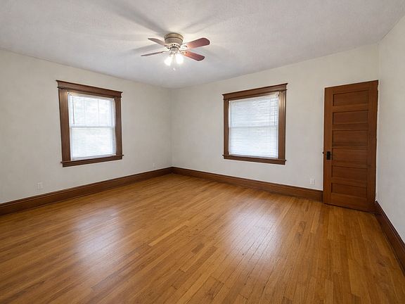 4th image of 1872 Marshall Ave