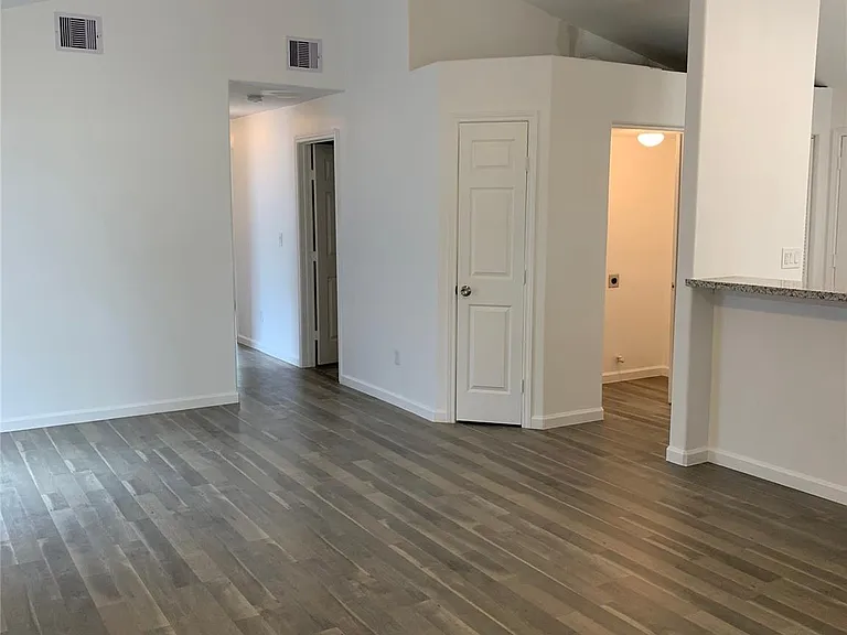11950 Greenloch Ln — Photo 10