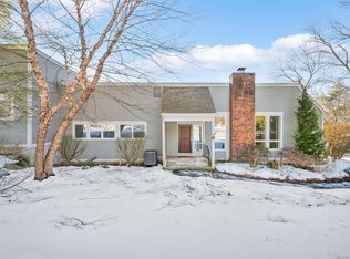 4 Alder Ln UNIT 4, Avon, CT 06001