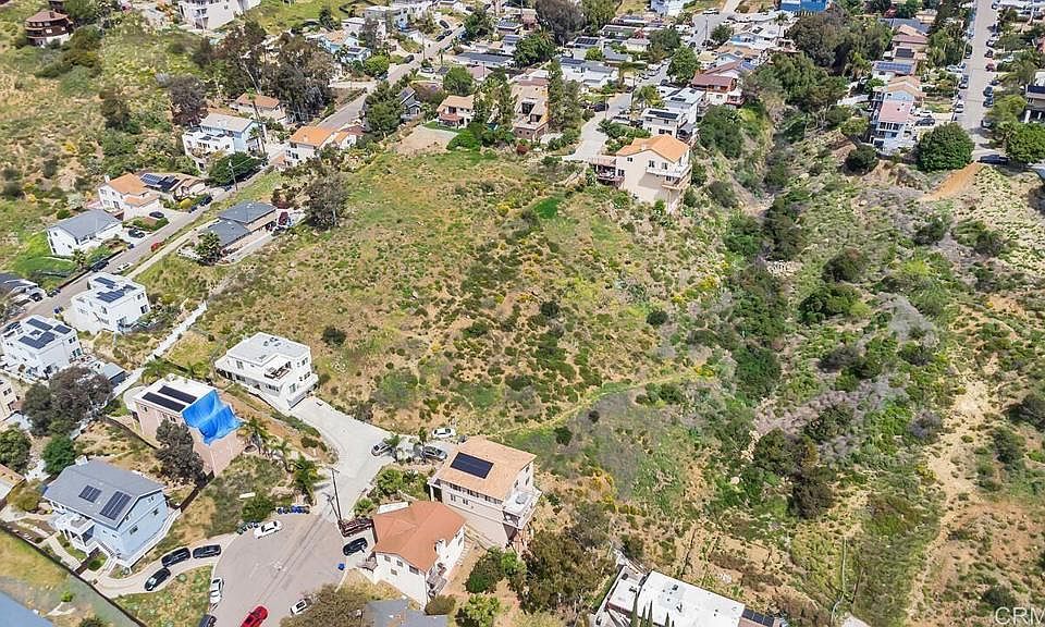 1st image of 1435 Capistrano Ave