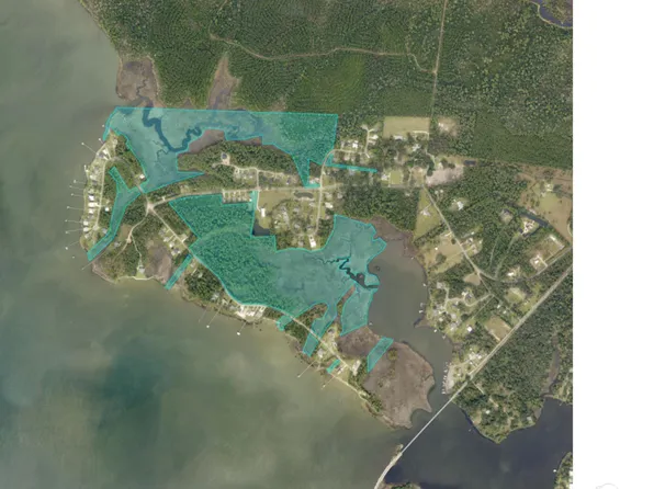 0 Bayside Dr, Milton, FL 32583