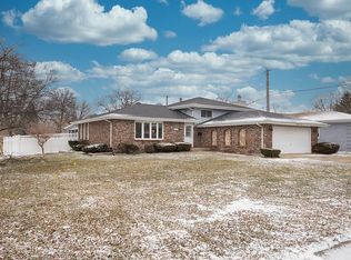 2105 W Grace St, Kankakee, IL 60901