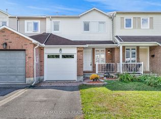 1969 Sunland Dr, Ottawa, ON K4A 3T1