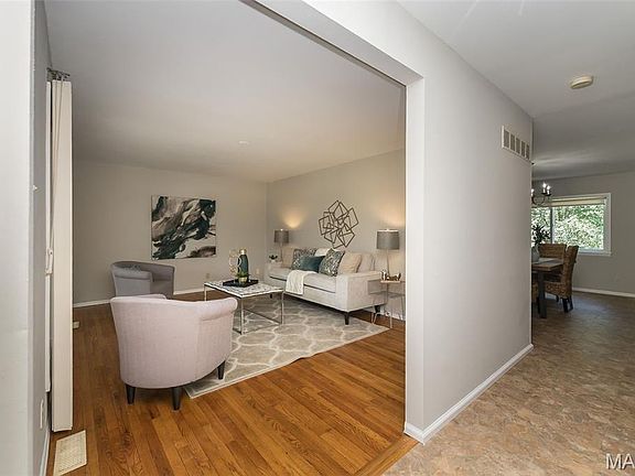 5th image of 12432 Glennoble Dr