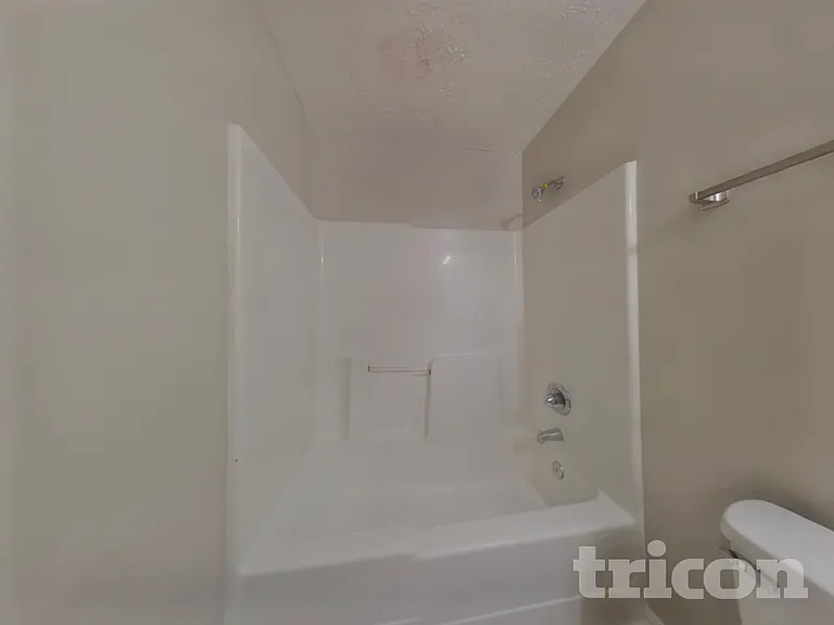 5733 Partin Ln — Photo 17