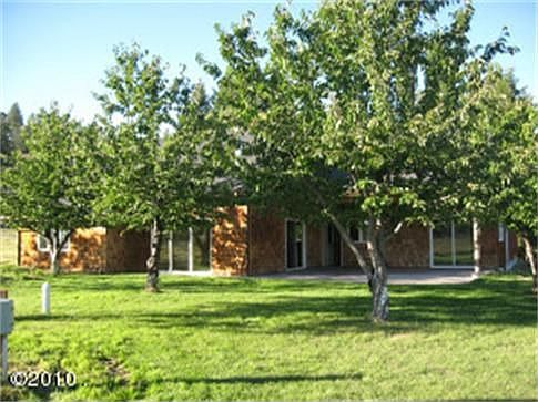 3rd image of 22656 Northaire Ln