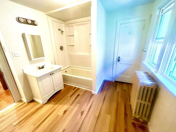 3rd image of 631 Coleman Ave #2