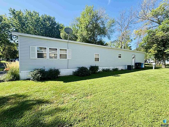 5th image of 809 S Gina Pl Place