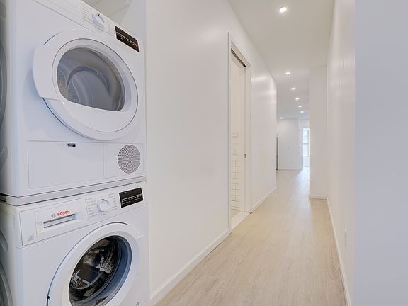 5th image of 69 Meserole Ave APT 1R