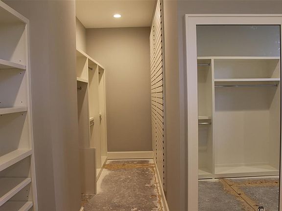 5th image of 1241 Gardenia Dr