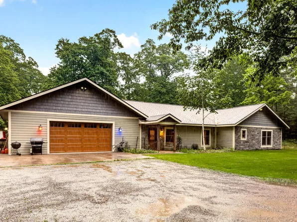 1556 Antler Ln, Eagle River, WI 54521