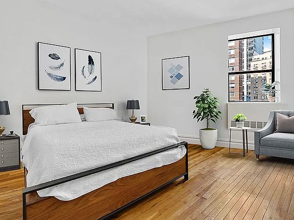 4th image of 154 W 70th St APT 6A
