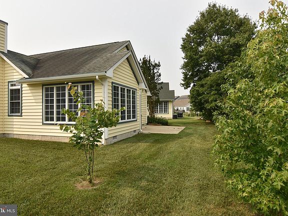 2nd image of 33860 Waterside Dr