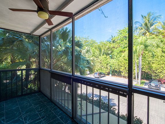 SCREENED IN BALCONY