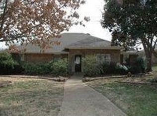 1105 Ridge Rd W, Rockwall, TX 75087