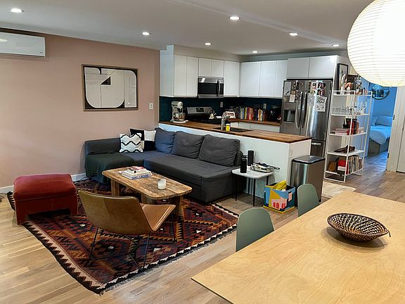 3rd image of 230 Madison St #1