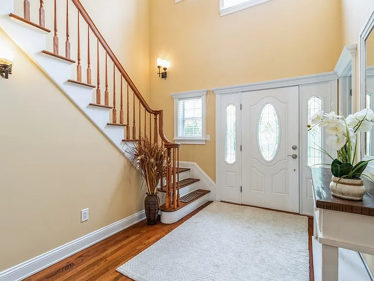 529 Montauk Hwy — Photo 5