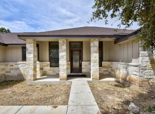 1010 Persimmon Pass, Fischer, TX 78623