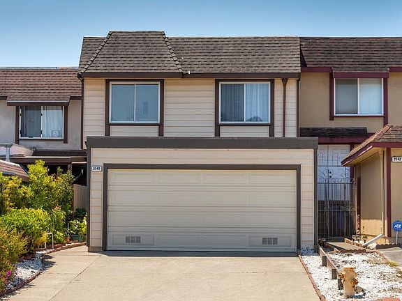 4th image of 2540 Greendale Dr