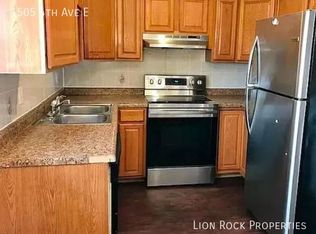 1505 4th Ave E, Shakopee, MN 55379