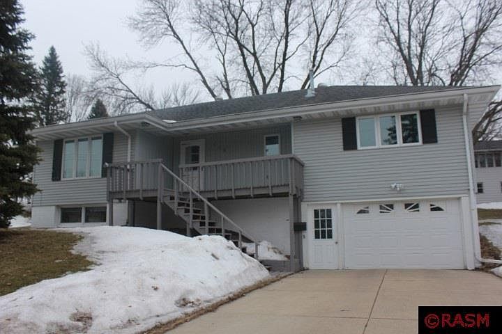 1st image of 105 Caron Dr