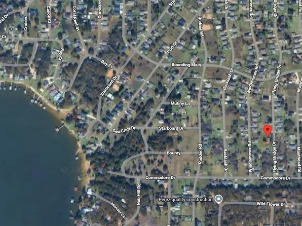 215 Flying Bridge Dr, Mabank, TX 75156