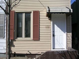 825 Anderson St, Trenton, NJ 08611