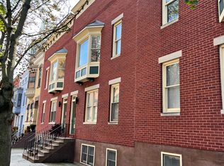 76 Chestnut St, Albany, NY 12210