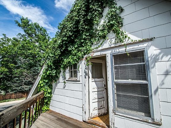 604 Marine St House Exterior