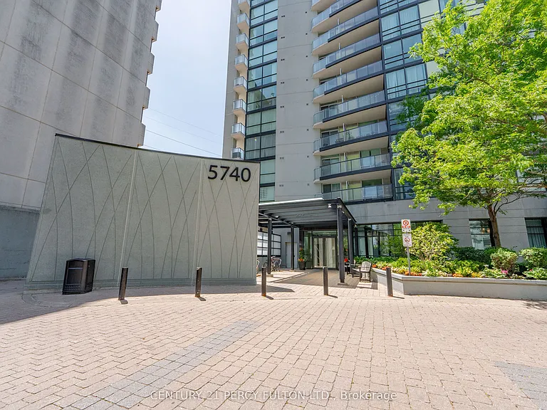 5740 Yonge St #205 — Photo 3