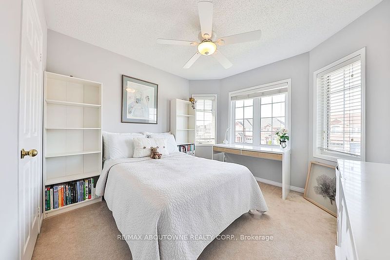 Burlington House for rent - 3 Bedrooms — photo 26