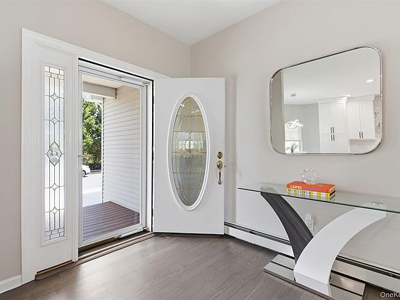 3rd image of 159 Rivendell Court