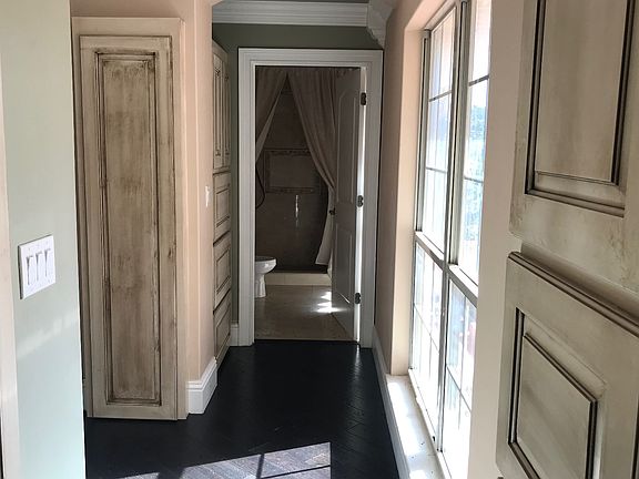 5th image of 506 NW Fat Cat Ct
