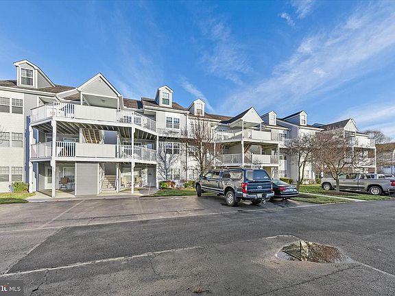 4th image of 30381 Crowley Dr Unit 318