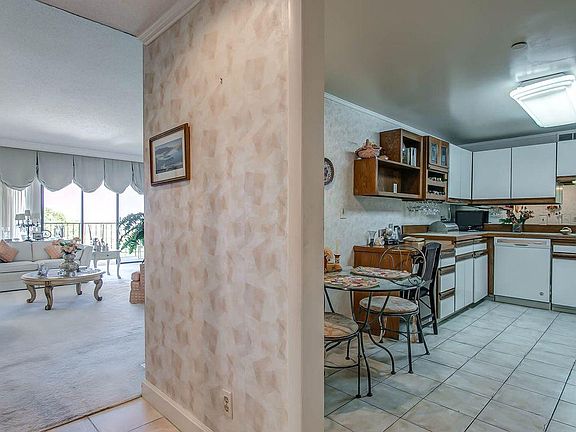 5th image of 6666 Brookmont Ter APT 611