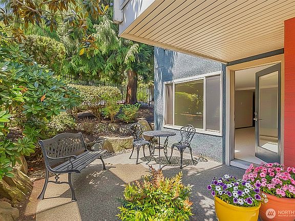 3rd image of 1730 Taylor Avenue N #201