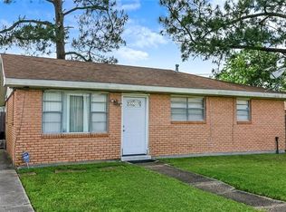 624 Rouyer St, Gretna, LA 70056