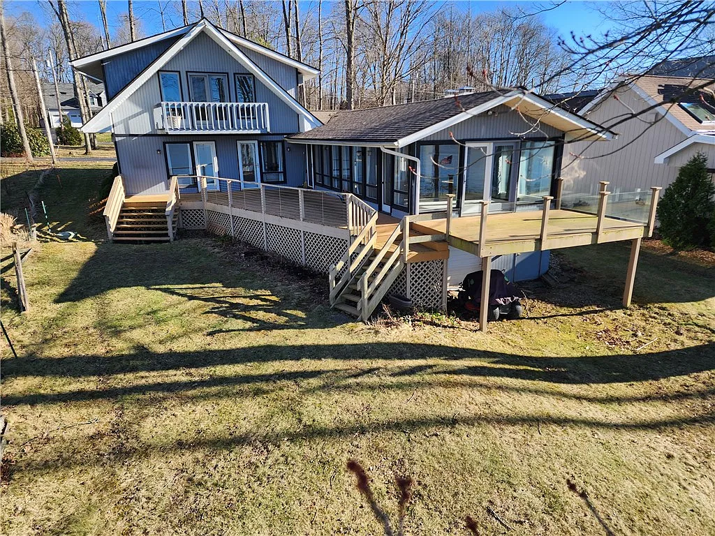 224 Latonka Dr photo 1