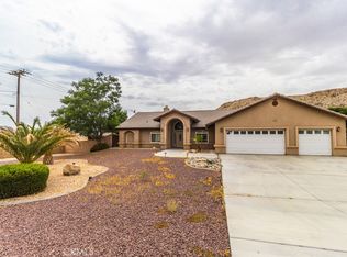 15708 Potomac Rd, Apple Valley, CA 92307