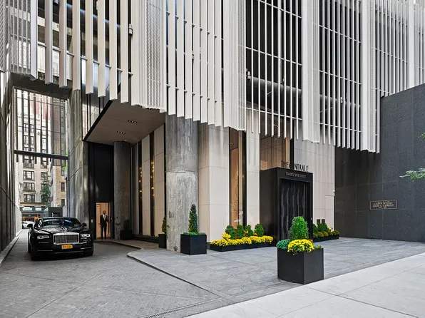 138 E 50th St APT 12C, New York, NY 10022