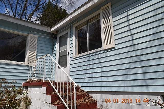 1st image of 3300 Lamar Ave