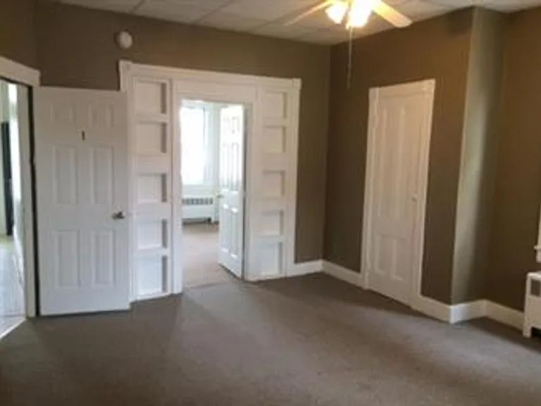 Milton -840 — Photo 2