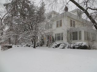 1 Aitken Ave, Hudson, NY 12534
